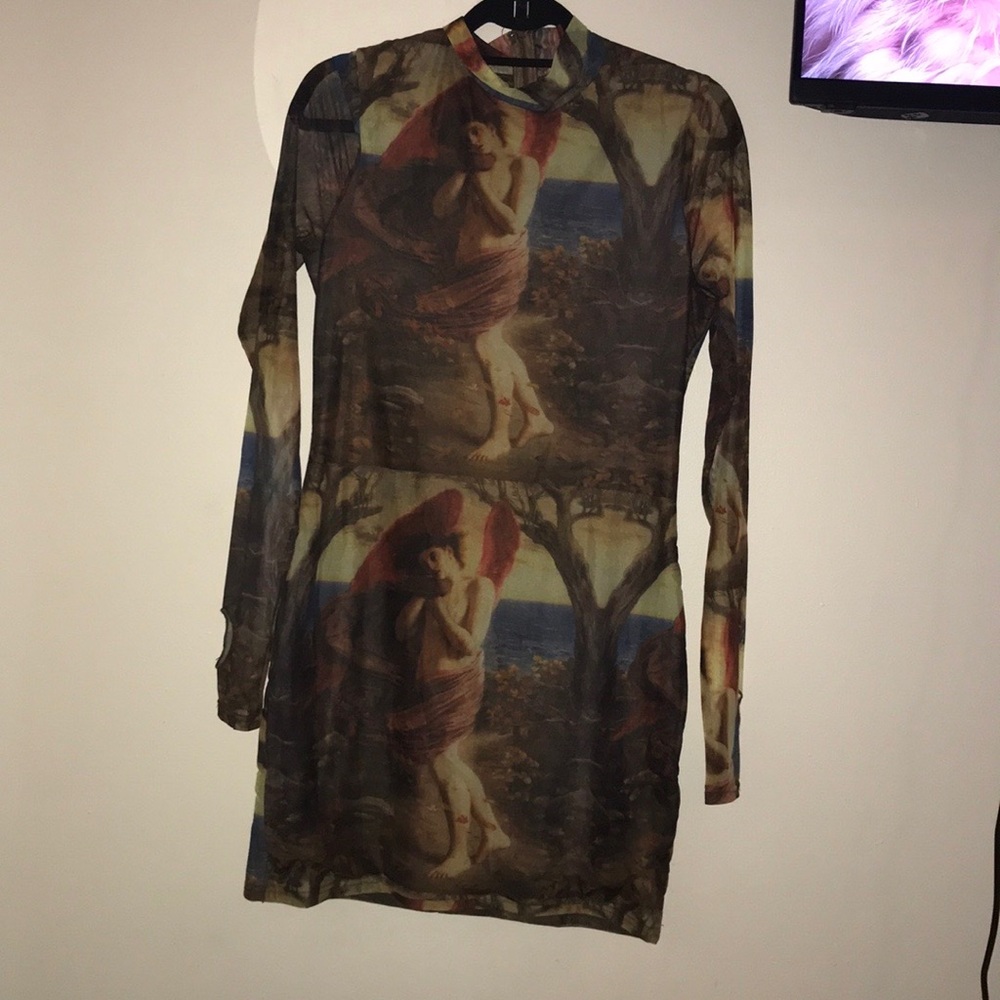 Angel mesh thumbs out dress